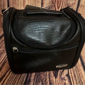 The Everything Bag Personal Carry On Organized Personal Care Travel New In Box